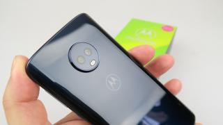 Motorola Moto G6 Plus Unboxing: între cameră Dual Pixel şi corp din sticlă arătos (Video)