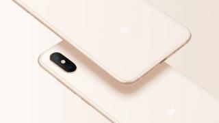 Turul Magazinelor #439: Xiaomi Mi 8 la precomandă, mouse Razer la reducere, frigider minibar la preţ bun şi Xperia XA2 cu bonus