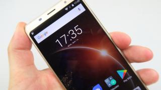 Bluboo S3: Display acceptabil, contrast de nivel mediu