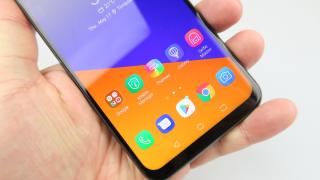 ASUS ZenFone 5 (ZE620KL): OS, UI, aplicaţii pe bază de Oreo şi AI