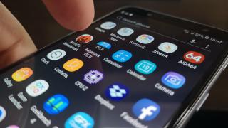 Samsung Galaxy A6 (2018): Benchmark-uri modeste, de procesor de an 2016