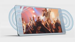 Sony Xperia XZ2 Premium va costa 999 dolari pe piața din SUA; Livrările încep abia din 30 iulie