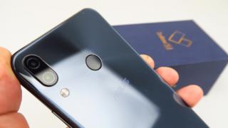 ASUS ZenFone 5z primeşte o actualizare importantă: îmbunătăţire la nivel de cameră, Security Patch pe iunie şi altele