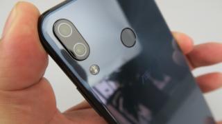 ASUS ZenFone 5 (ZE620KL): Cameră cu un plus la stabilizare, culori și selfie, faţă de predecesor
