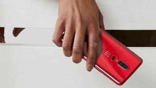 Turul Magazinelor #455: Deshidrator alimente, placă video de 8 GB la preţ bun, AirPods la reducere şi OnePlus 6 roşu încă la vânzare