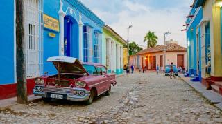 Cuba are mai nou Internet mobil, după o lungă aşteptare; Tarifele sunt mari, vitezele scăzute
