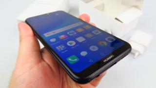 Huawei P20 Lite Unboxing: scoatem din cutie poate cel mai solicitat telefon la review la Mobilissimo.ro (Video)