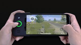 Smartphone-ul de gaming Xiaomi BlackShark vine cu un controller cadou pe GearBest!
