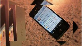 iPhone 4 trece prin procesul de jailbreak, deocamdata hackul nu este disponibil