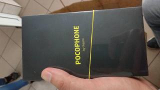 Xiaomi Pocophone F1 într-un prim unboxing direct din România! Aflăm și rezultate AnTuTu
