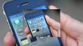 Iata cum se va rezolva problema cu semnalul lui iPhone 4!