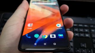 OnePlus 6: OS, UI, aplicaţii ca o gură de OxygenOS