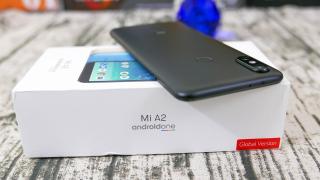 Turul Magazinelor #469: UPS pentru centrala termică, boxa portabilă cu senzori, Xiaomi Mi A2 la preţ bun şi camera sport 4K la o sumă decentă