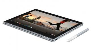 Google pregătește un nou Pixelbook cu ecran 4K, tastatură iluminată și buton pentru Assistant