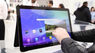 Samsung nu renunță la ideea unei tablete gigant; Pregătește modelul Galaxy View 2 cu diagonală de 17.5 inch