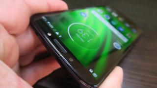 Motorola Moto G6 Play: Hardware acceptabil pentru un battery phone undercover
