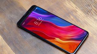 Xiaomi Mi Mix 3 apare într-o imagine nouă, cu mecanism glisant în stil Oppo Find X; Se lansează în octombrie