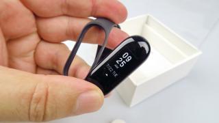 Xiaomi Mi Band 3 Review: o brăţară de fitness comodă dar nu foarte precisă (Video)
