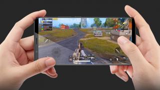 Nubia Red Magic, smartphone-ul de gaming cu iluminare LED RGB și 8 GB RAM acum la precomandă pe GearBest!