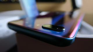 Huawei Honor 10: Hardware de P20, ba chiar mai mult
