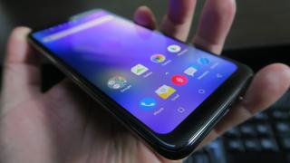 Allview Soul X5: Design elegant, lucios, aderent