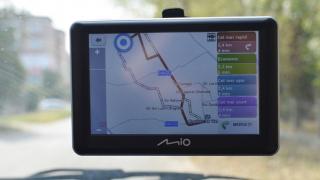 Prezentare MIO Spirit 7700 LM: Sistem de navigație auto cu hărți gratuite actualizate pe viață și ecran de 5 inch