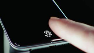 Galaxy P30, primul telefon Samsung cu cititor de amprente integrat în ecran își dezvăluie variantele de stocare și culoare