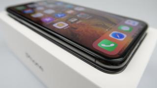 Apple iPhone XS MAX Unboxing: Cel mai mare iPhone ajunge la Mobilissimo.ro şi e mai comod decât credeam (Video)