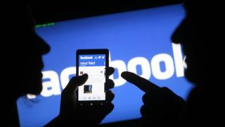 Motivul pentru care ai fost delogat din Facebook azi dimineaţă: 50 de milioane de conturi Facebook compromise