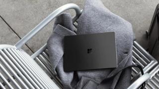 Microsoft Surface Laptop 2 debutează oficial cu procesoare Intel Core (Gen8) și 16 GB RAM