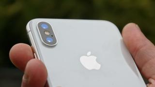 Alertă preţ bun! iPhone X coboară sub 1000 de euro la un retailer de la noi