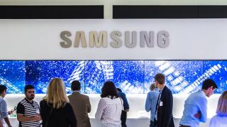 Profitul generat de Samsung Mobile în trimestrul 3 din 2018 scade, dar coreenii au planuri mari cu telefoane 5G și modele pliabile