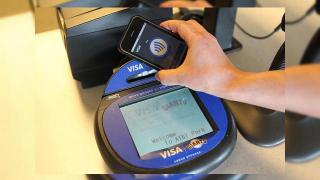 iPhone 5 va fi noul tau portofel electronic; sincronizarea se va realiza prin NFC?