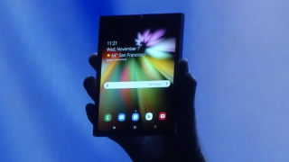 Samsung prezintă display-ul viitorului său smartphone pliabil, Infinity Flex Display