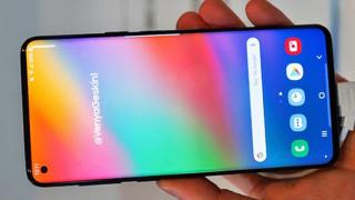 Samsung Galaxy S10 în versiunea de buget va opta pentru un display plat Infinity O