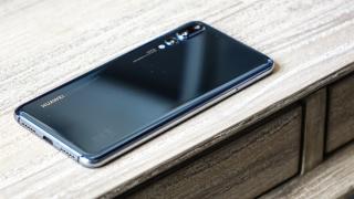 Huawei P30 Pro ar putea sosi cu 4 camere foto în spate și cu zoom optic 10x; Iată ce are de spus un oficial al companiei