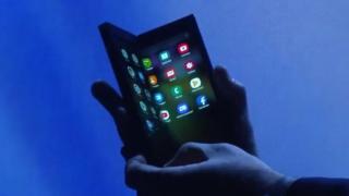 CEO-ul Samsung Mobile, DJ Koh îşi pariază cariera pe Galaxy S10 şi pliabilul Galaxy F