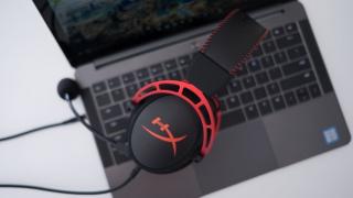 Mini Turul Magazinelor #47: Căşti gaming HyperX Cloud Alpha la super preţ, Galaxy S9 şi iPhone 8 Plus la preţuri OK