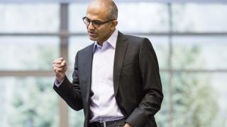 Microsoft este acum cea mai valoroasă companie din lume, depăşind evaluarea Apple