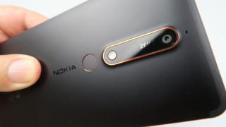 Nokia 6.1: Camera cu multe bube, doar selfie Bokeh şi prim planurile salvează
