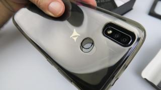 Allview Soul X5 Mini: Hardware Cu 20% peste un telefon Android Go