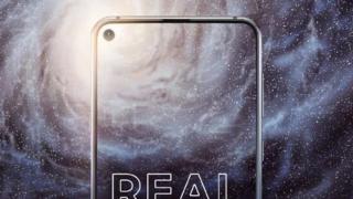 Începe marea găurire! Samsung şi Huawei lansează primele telefoane "Infinity O" pe 10, respectiv 17 decembrie