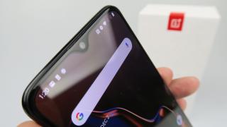 OnePlus 6T primeşte o actualizare cu îmbunătăţiri de cameră şi acustică, OxygenOS 9.0.7