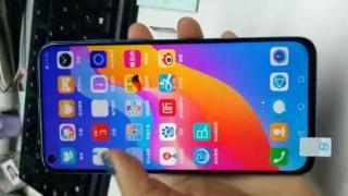 Huawei Nova 4 ni se dezvăluie în noi fotografii înaintea lansării; Are decupaj în ecran pentru camera frontală