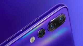 Lenovo Z5s are debutul amânat, astfel că Samsung va avea premiera lansării unui telefon cu ecran Infinity-O 
