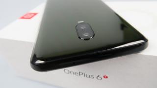 OnePlus 6T primeşte testul DxOMark, e peste OnePlus 6 şi iPhone X; Iată avantajele camerei sale
