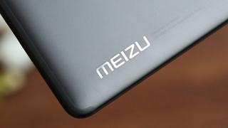 Meizu intră pe lista companiilor care pregătesc telefoane pliabile