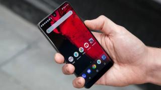 Essential Phone este casat, iar producătorul său ar lucra la "un alt terminal mobil"