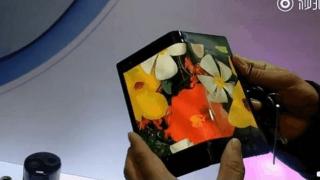BOE prezintă un nou tip de ecran pliabil, care face trecerea foarte lin între format telefon şi tabletă