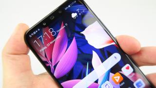 Huawei Mate 20 Lite: OS, UI, aplicaţii în mare neschimbate de la P20 Lite